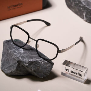 ic! Berlin Hiro black_rough 48 18 145